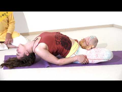 Fisch im Lotus - Yoga Asana Lexikon