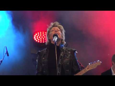 ESCKAZ in Stockholm: Katrina - Rock'n'roll Girl (at Eurovillage)