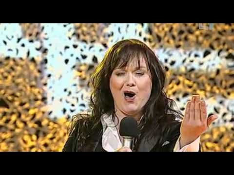 Triumfo arka 2010 l Dainininkė Rosita Čivilytė "Nesakyk sudie"