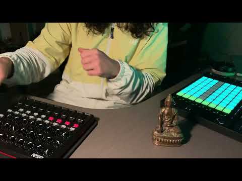 Dub Mix Live on Akai Midimix // Haghbin - No Enemies