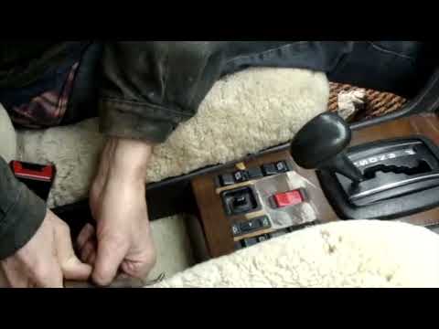 Mercedes-Benz W123 flasher relay replacement (turn signals not working)