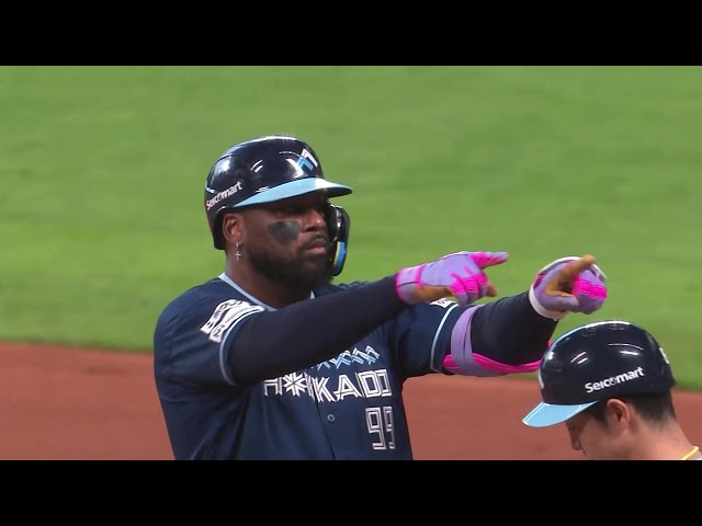 【1回裏】すぐに1点を返す!! ファイターズ・レイエス チャンスを逃さずタイムリーを放ち同点!! 2025年7月29日 北海道日本ハムファイターズ 対 福岡ソフトバンクホークス