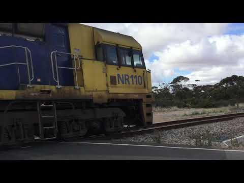 freight train 6PM7 NR110 NR83