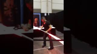 [閒聊]《玩命關頭》韓哥收「光劍」禮物！由匠人