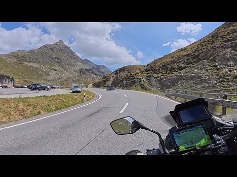 Julierpass: Bist du bereit für eine Fahrt über den Pass, Mit einer Höhe von 2284 m ü. M. ?