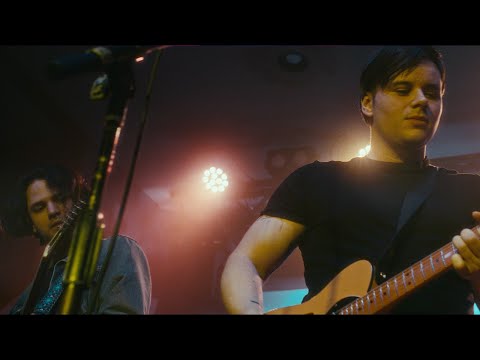 Secret Towns - Sponsoreed Graffiti (Official Video)