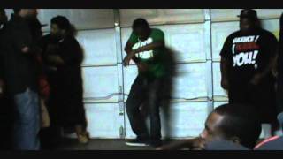 BOY WEAPON VS J TWISTER @ THA GARAGE