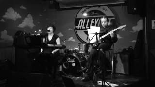 EVE  WILLIAMS LIVE @ THE ALLEYCAT DANMARK ST  WC2