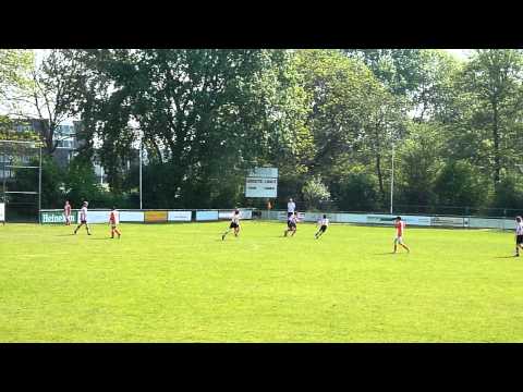 22 april 2011 - Voetbal Groote Lindt D2 - Alblasserdam 5-1 kampioenswedstrijd - eerste goal!