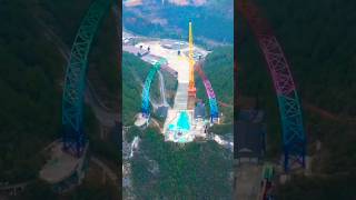 Amazing cliff swing in Chongqing , Sichuan province, China #shorts/ 中国四川省重庆悬崖秋千/中國四川省重慶懸崖秋千