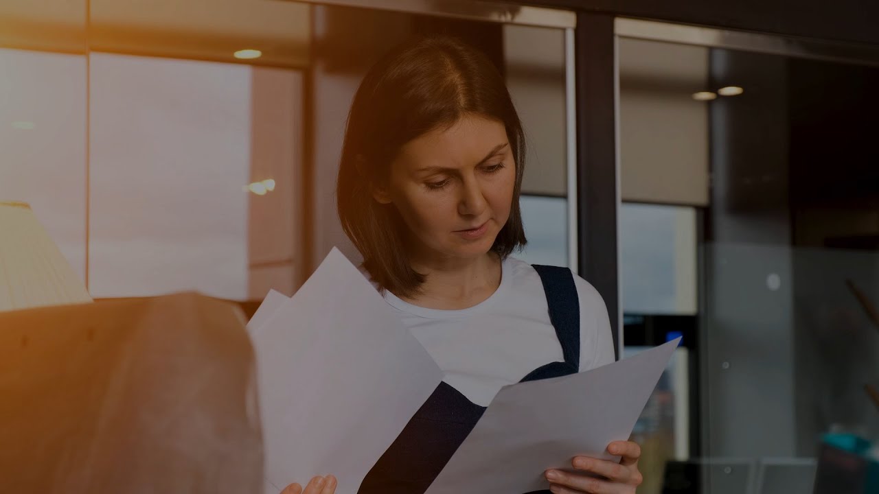 Vídeo sobre com MicroBank impulsa l’emprenedoria amb microcrèdits i suport personalitzat.