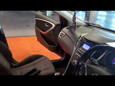 Hyundai i30 1.6 Diesel Deluxe - Image 2