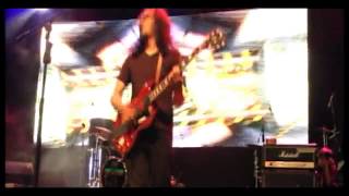 Download lagu BoomeranG - tragedi (Live @ Surabaya,5 OCT 2013) mp3