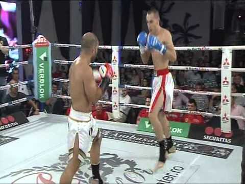 WAKO PRO WORLD GRAND PRIX / Semifinal Serbia vs Romania / Miloš Anić (SRB) - Florin Lupu  (ROM)