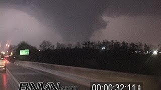 preview picture of video '4/13/2006 Iowa City, IA Tornado Video'