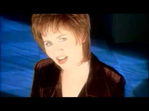 How 'Bout Us - Lulu (OFFICIAL VIDEO)