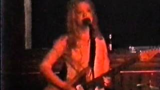 Helium live at The Met Cafe | "What Institution Are You From?"