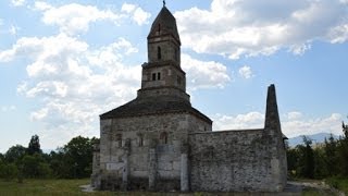preview picture of video 'Densuș- Biserica de piatră'