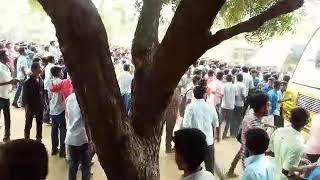 preview picture of video 'KSR college students fight 28/6/2018(3)'