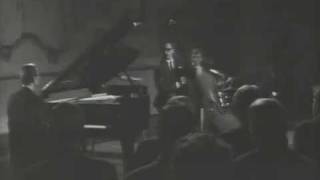 Alex Riel with BILL EVANS TRIO   -  Nardis (1966)