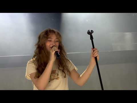 Froukje - Licht en Donker [[Live at Hedon Zwolle 31-05-2023]]