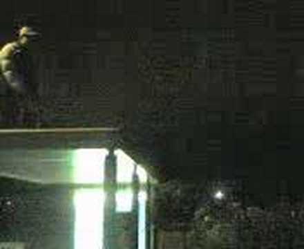 Tunis M,TuniZ - Pijnlijke Sprong Tog