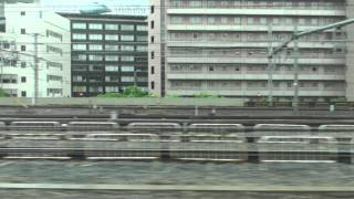 preview picture of video 'JP - JR동해도선 Amagasaki~osaka, osaka-shinosaka. 8분10초에빌딩뚫는고속도로나옴'