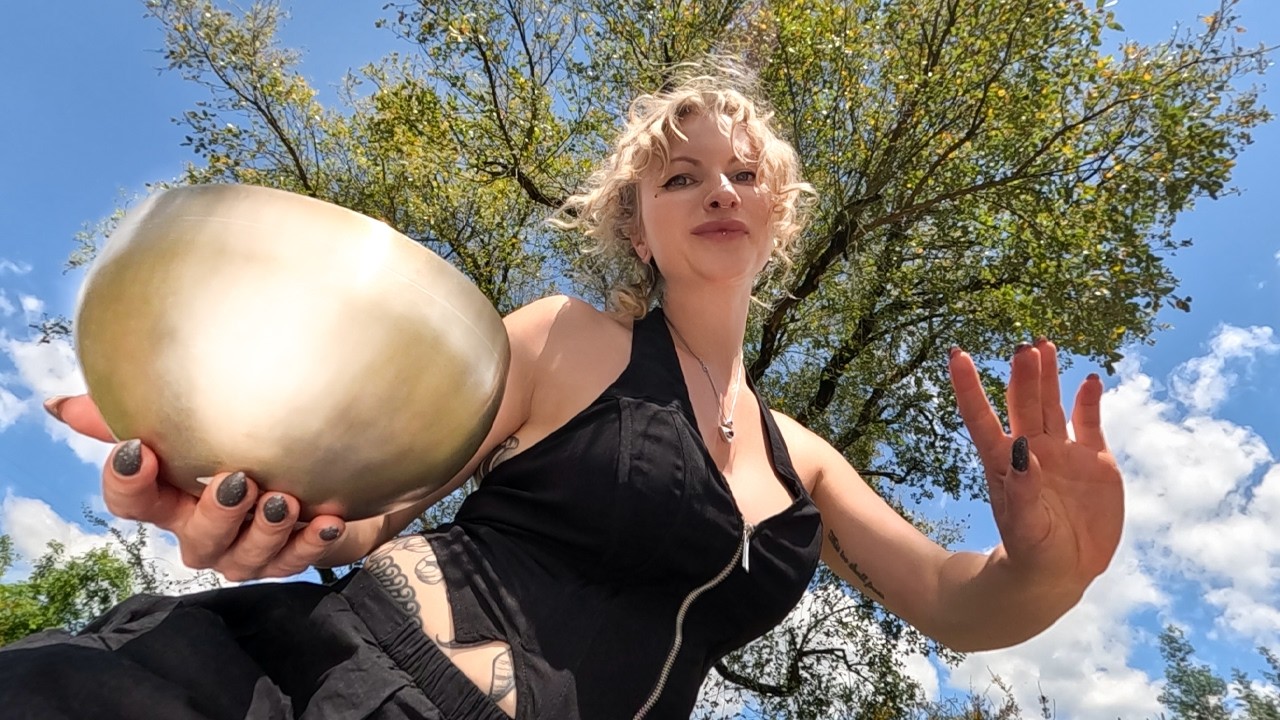 ASMR Nature Sound Healing lying down Outdoors , Plucking, Reiki, Singing Bowls - inASMR