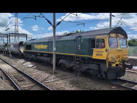 Freightliner Class 66 & TFW 197 no's: 66514-197030 @ Crewe (6Q98) 27/06/2024.