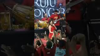 Download lagu DIFARINA GOYANG HEBOH FULL SAWERRR mp3