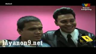 Download lagu Temubual Azmi Caliph Buskers & Edry KRU | Melodi TV3 25 Januari 2015 mp3