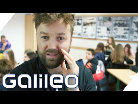 Suddenly a teacher! How difficult is the start as a career changer? | Galileo | ProSieben