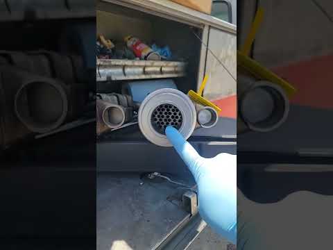 WHY did we use 🤦‍♂️//BULLETPROOF EGR Cooler on Cummins ISC 9//NOT what you THINK #diesel #truck