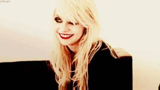 ABSOLUTION - THE PRETTY RECKLESS (MUSIC VIDEO)