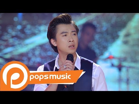 Thể hiện bởi Hồ Việt Trung