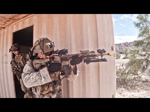 US Marines Air Assault Training . Simulated Combat Scenario