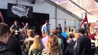 Will Hoge performs &#39;Secondhand Heart&#39; live in Nashville.