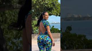 Ayo ❤️ #tiktok #dance #funny #trendingnow #beautiful #viralvideo #bikini #challenge #dancelife