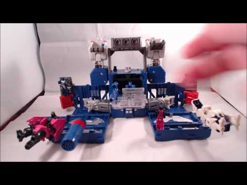 Chuck's Reviews Transformers Titans Return Soundwave