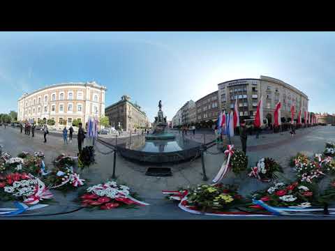 360° Kadrówka 2019. 6 sierpnia 2019. Złożenie kwiatów na Placu Matejki.