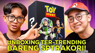 Download lagu UNBOXING BLINDBOX BARENG SPTRAKORI SAMBIL BAHAS RAHASIA SUKSES SULTAN SQUAD & LOVE ACADEMY! mp3