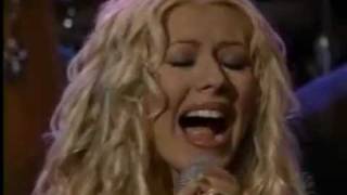 Christina Aguilera - Contigo En La Distancia (Live Performance)