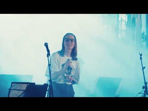 Bachule x Macarát - jízdárna v Dobřanech