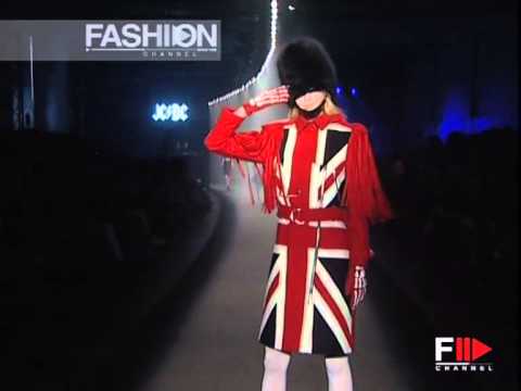 Fashion Show "Jc de Castelbajac" Autumn Winter 2006 / 2007 Paris 2 of 4 by Fashion Channel
