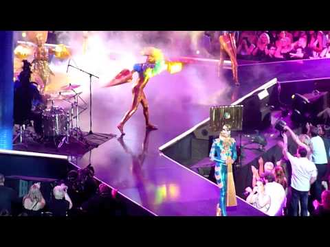 Empire of the Sun - Walking on a Dream, - ARIA AWARDS LIVE - HD