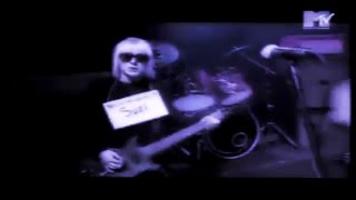 L7 - Questioning My Sanity (Live at MTV &#39;Most Wanted&#39; 1995) - HD