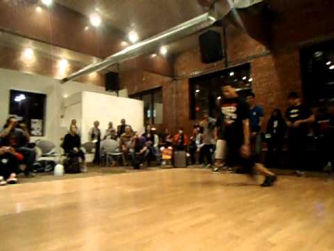 bboy Amos vs bboy Master flex  First round