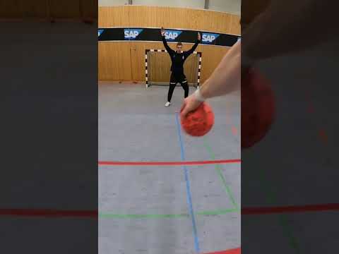 POV: Du bist Juri Knorr beim 7-Meter! 😳