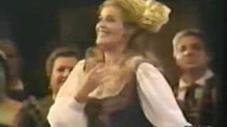 June Anderson 1989 Part 3: Ah! non giunge - La Sonnambula