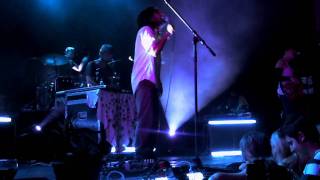 Yeasayer - Grizelda live @ the Majestic Theater